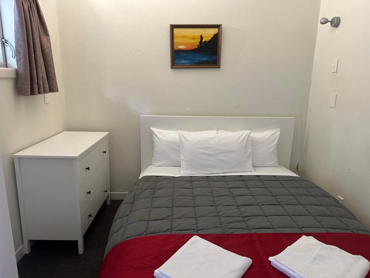 אוקלנד Touchwood Motor Inn & Inner City Camping Ground מראה חיצוני תמונה