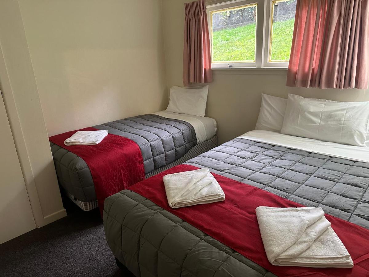 אוקלנד Touchwood Motor Inn & Inner City Camping Ground מראה חיצוני תמונה